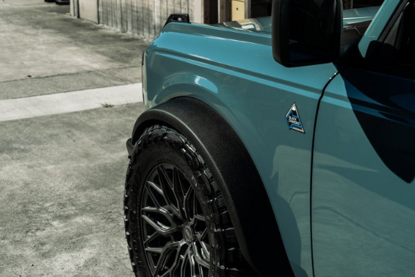 Accuair & Vossen Bag A 2021 Bronco