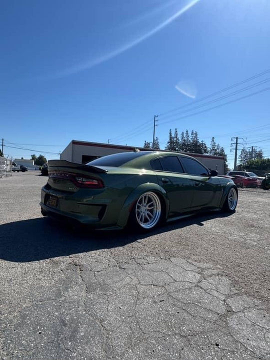 2011-2018 Dodge Charger AccuAir Air Suspension Kit