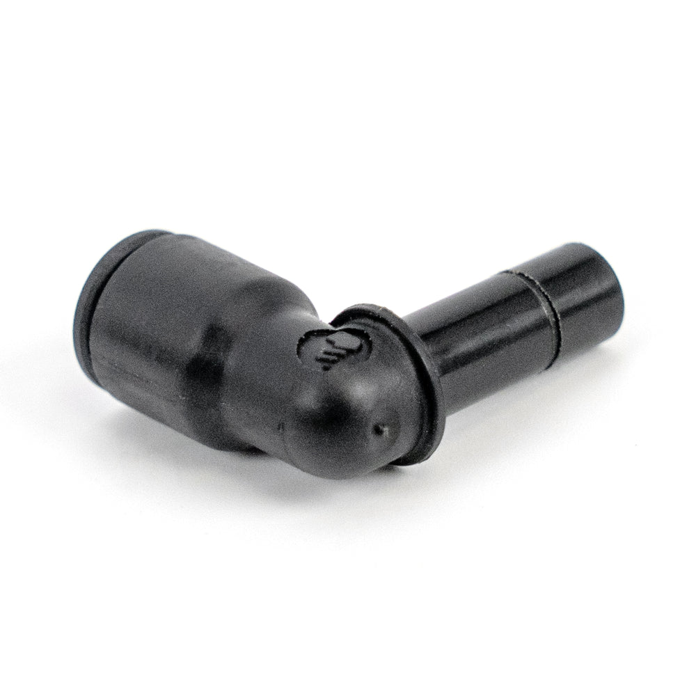 90 Degree 3/8-Inch Push to Connect Plug